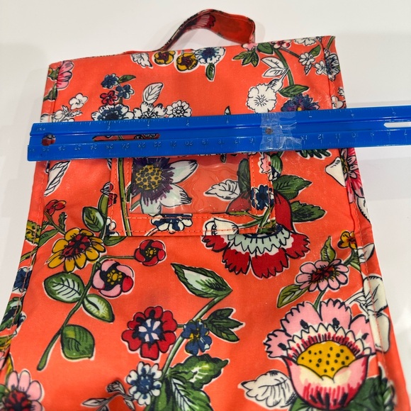 🥪Vera Bradley Insulated Lunch Bag - Classic Coral Floral 🥪 - Picture 7 of 14